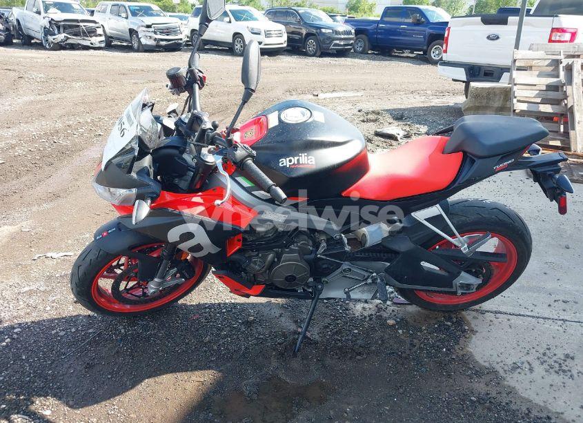 Photo 13 of 2021 Aprilia Tuono 660 (VIN ZD4KSUE05MS000352)