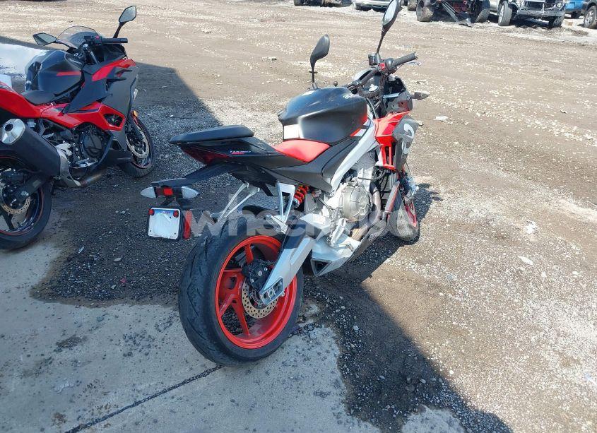 Photo 4 of 2021 Aprilia Tuono 660 (VIN ZD4KSUE05MS000352)