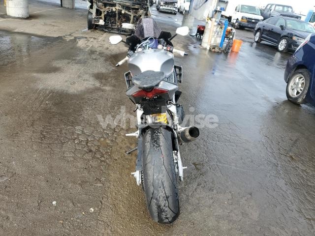 2021 APRILIA RSV4 1100 N/A (VIN ZD4KYUA09MS000276) main photo