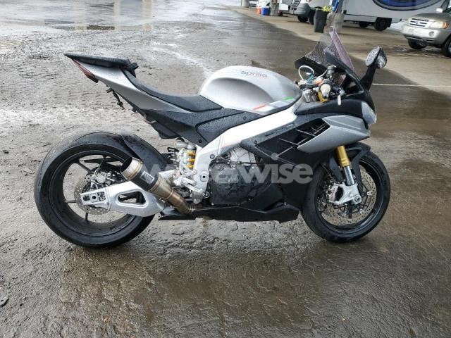 Photo 9 of 2021 APRILIA RSV4 1100 N/A (VIN ZD4KYUA09MS000276)