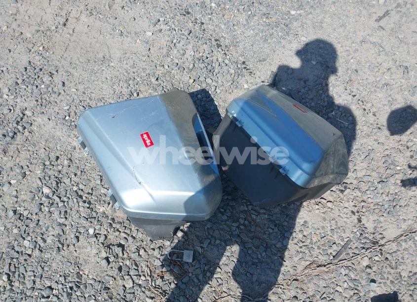 Photo 12 of 2002 Aprilia Rst FUTURA (VIN ZD4PWD0002S000600)