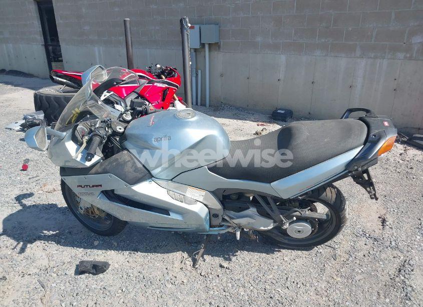 Photo 14 of 2002 Aprilia Rst FUTURA (VIN ZD4PWD0002S000600)