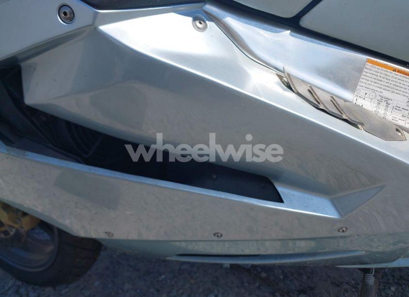 Photo 9 of 2002 Aprilia Rst FUTURA (VIN ZD4PWD0002S000600)