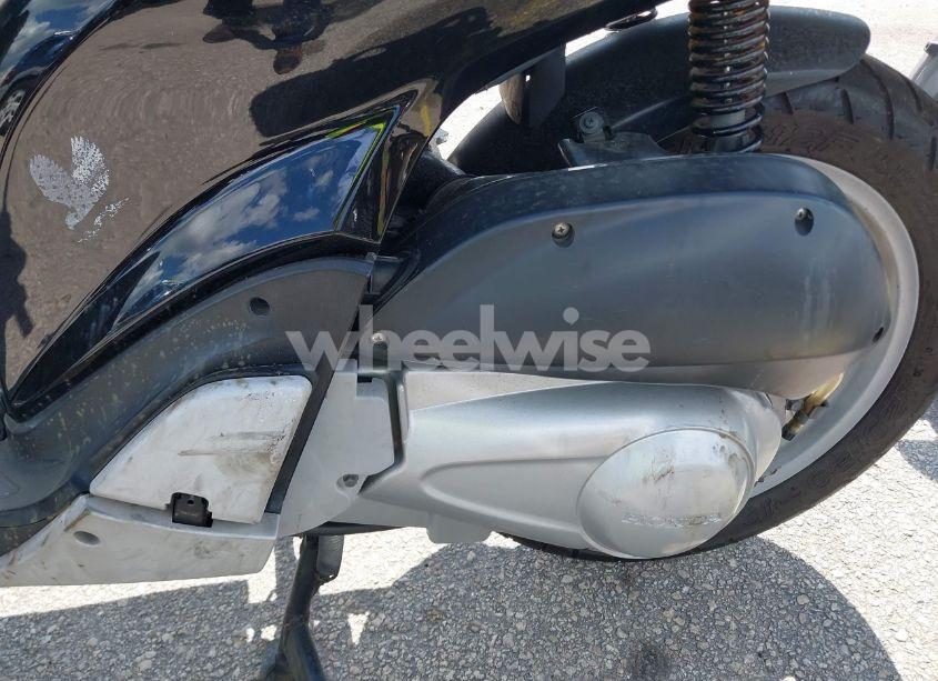 Photo 9 of 2010 Honda Sh150 D (VIN ZDCKF1015AF003053)