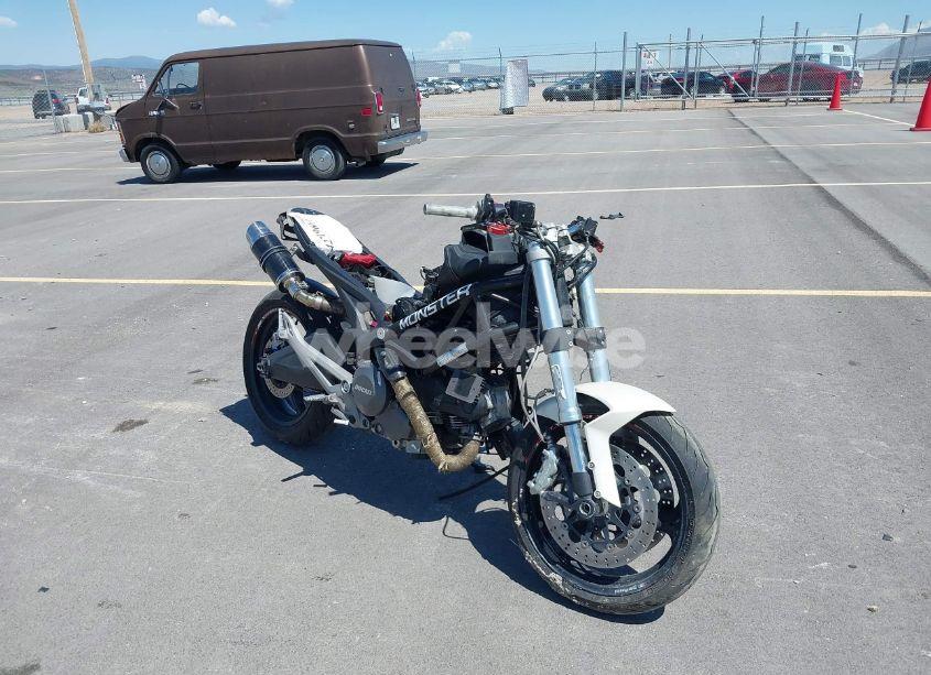 2009 Ducati Monster 696 (VIN ZDM1RADN19B018678) main photo