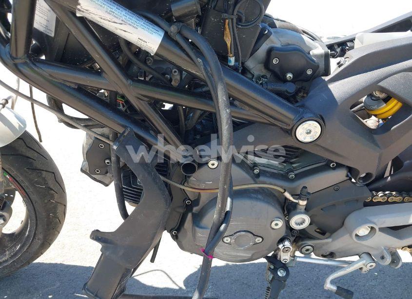 Photo 9 of 2009 Ducati Monster 696 (VIN ZDM1RADN19B018678)