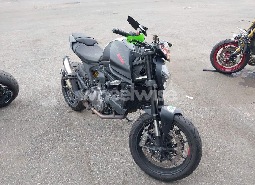 2021 Ducati Monster N/A (VIN ZDMMAMDTXMB002623) main photo