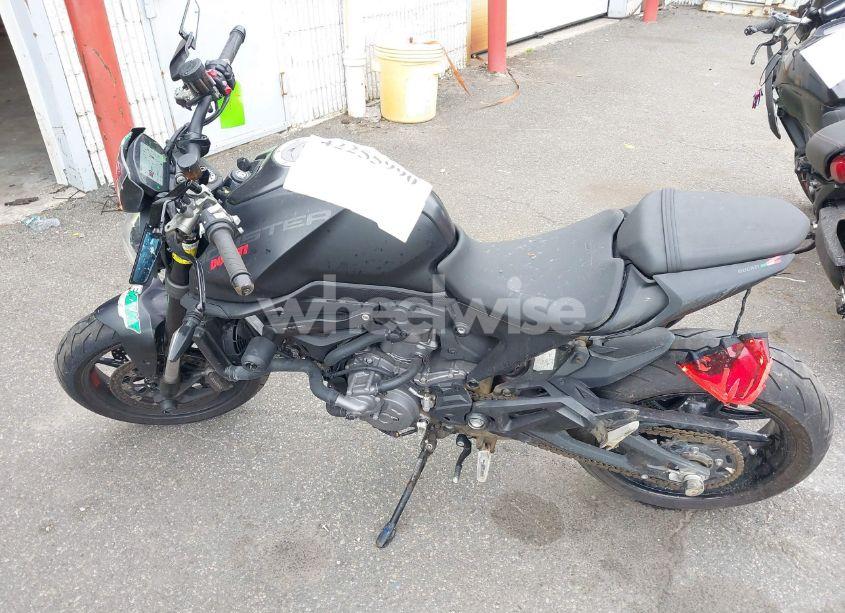 Photo 12 of 2021 Ducati Monster N/A (VIN ZDMMAMDTXMB002623)