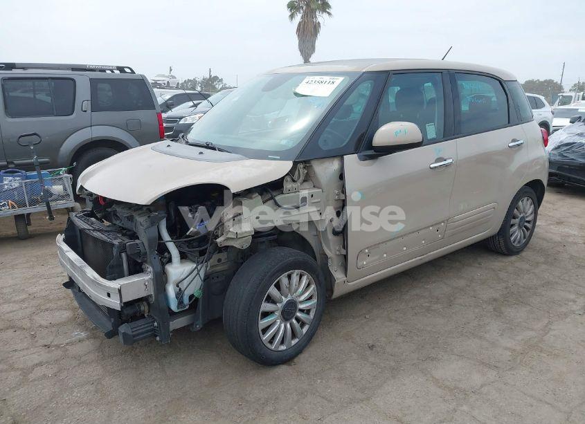 Photo 2 of 2015 Fiat 500l EASY (VIN ZFBCFABH1FZ036579)