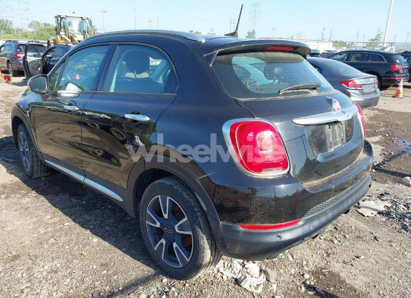 Photo 3 of 2018 Fiat 500x POP FWD (VIN ZFBCFXAB3JP688141)