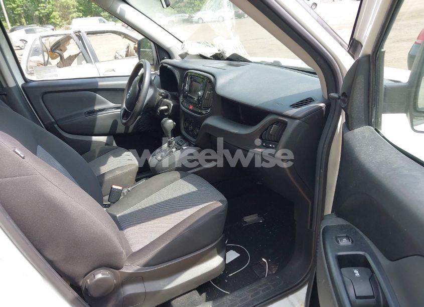 Photo 5 of 2018 Ram Promaster CITY TRADESMAN (VIN ZFBERFAB5J6L12184)