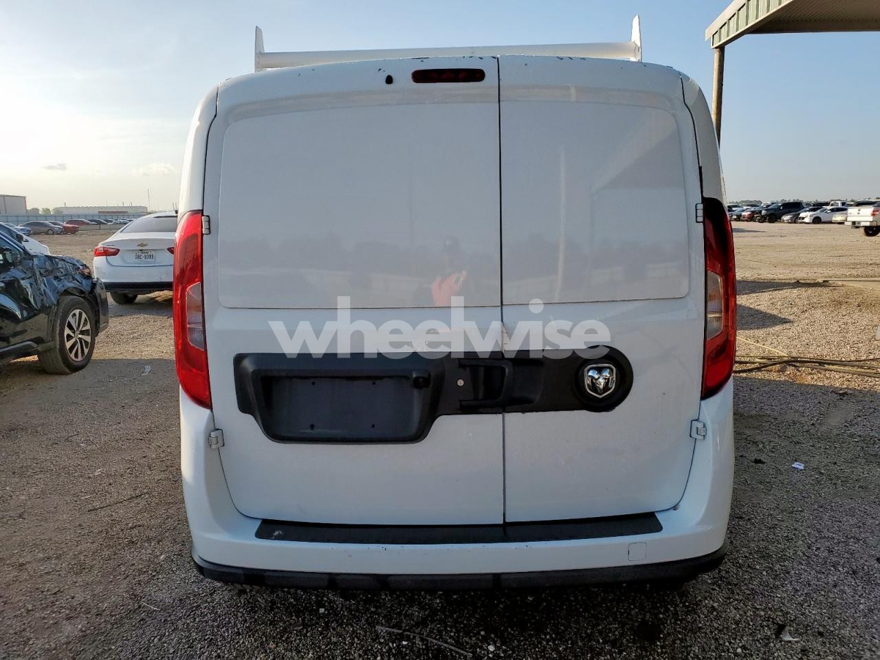 Photo 6 of 2022 RAM PROMASTER CITY TRADESMAN N/A (VIN ZFBHRFAB6N6W62815)