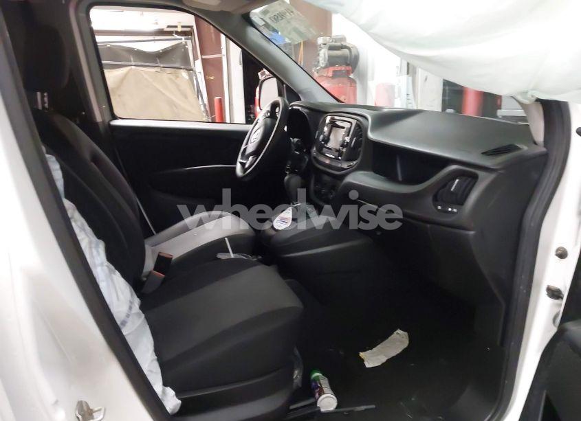 Photo 5 of 2022 Ram Promaster CITY CARGO VAN (VIN ZFBHRFAB7N6W46140)