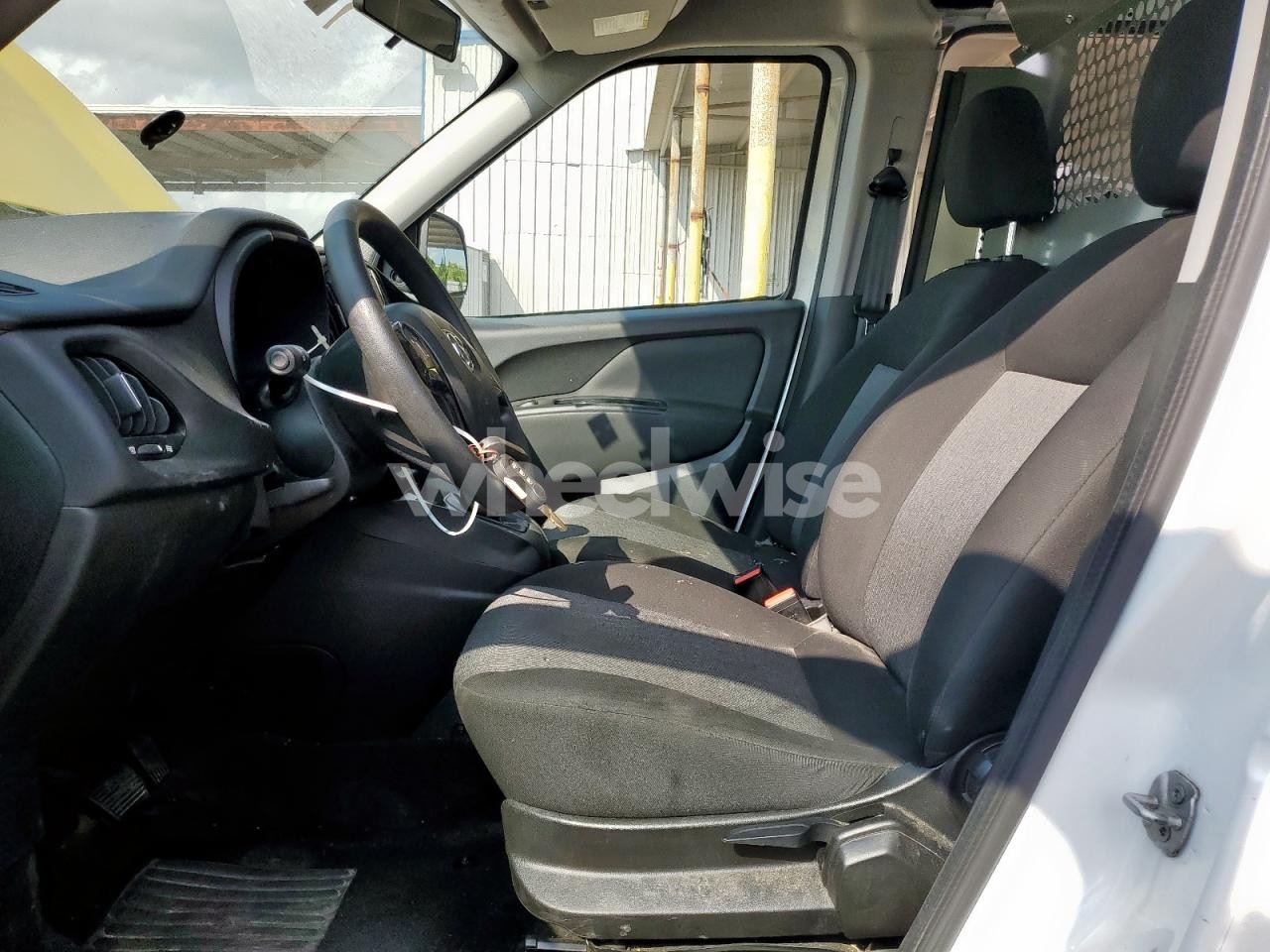 Photo 7 of 2022 RAM PROMASTER CITY TRADESMAN N/A (VIN ZFBHRFAB7N6Y31854)