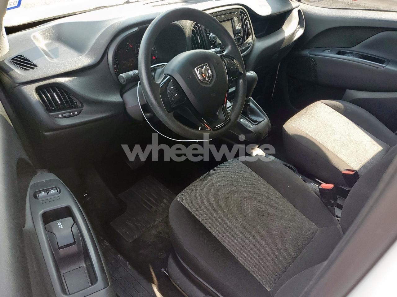 Photo 8 of 2022 RAM PROMASTER CITY TRADESMAN N/A (VIN ZFBHRFAB9N6W50853)