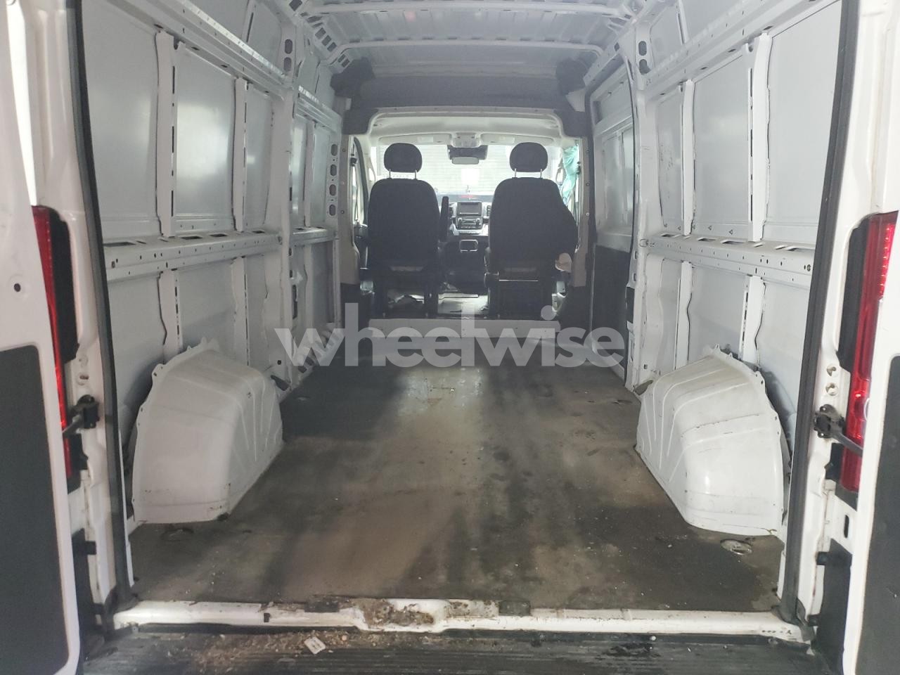 Photo 11 of 2022 RAM PROMASTER CARGO VAN (VIN ZFBHRFBB9M6T42420)