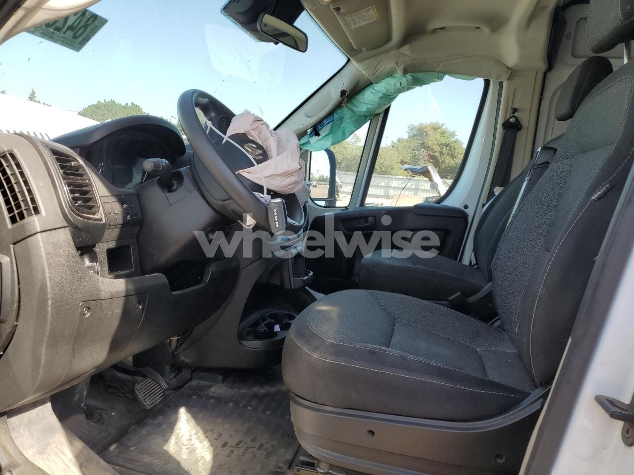 Photo 7 of 2022 RAM PROMASTER CARGO VAN (VIN ZFBHRFBB9M6T42420)