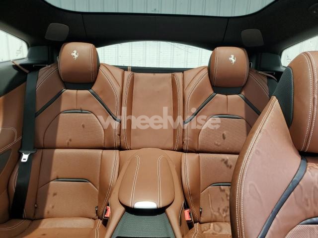 Photo 4 of 2020 FERRARI GTC4 LUSSO (VIN ZFF82WNAXL0256492)