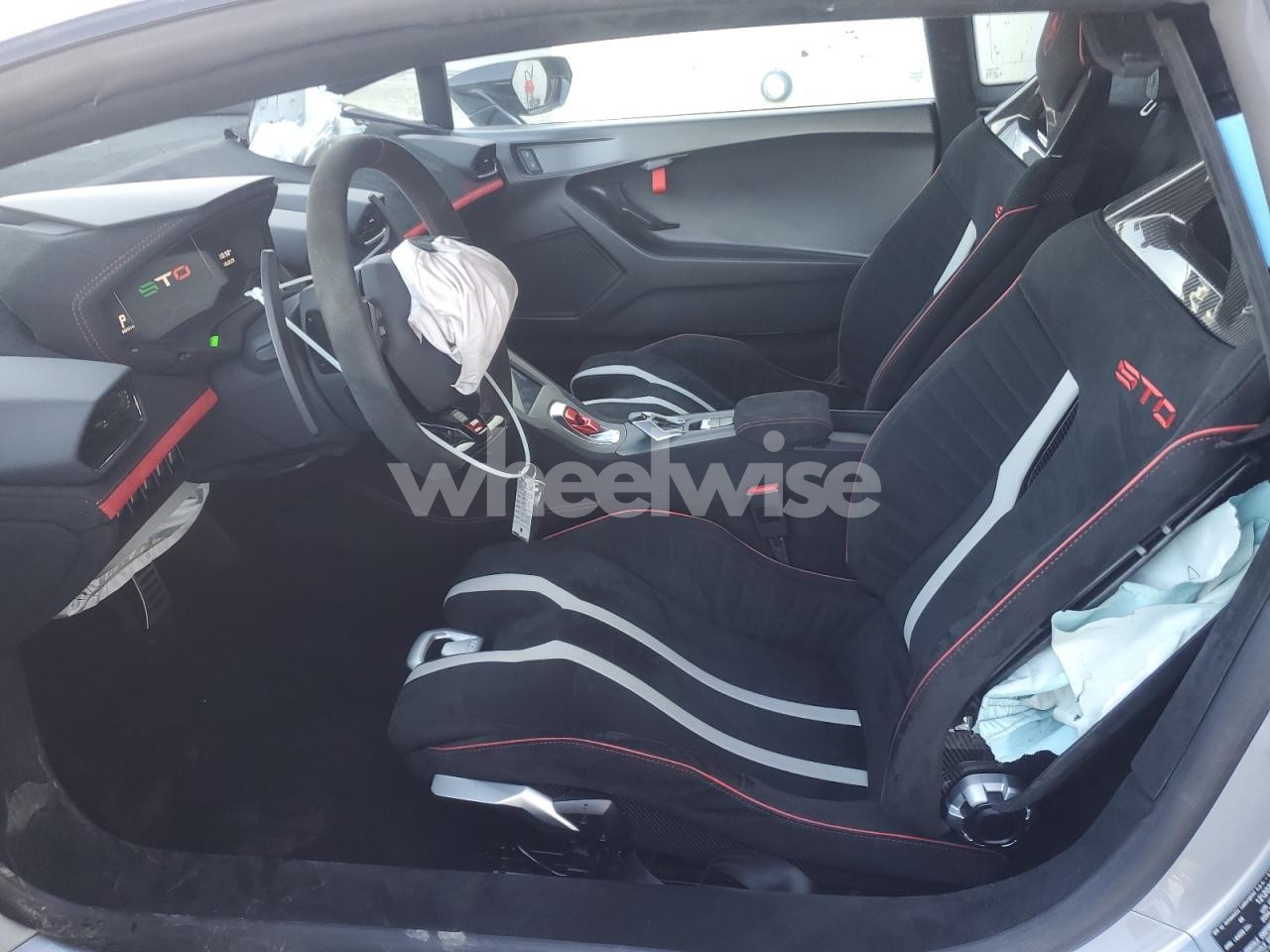 Photo 7 of 2023 LAMBORGHINI HURACAN STO (VIN ZHWUA6ZX8PLA22462)