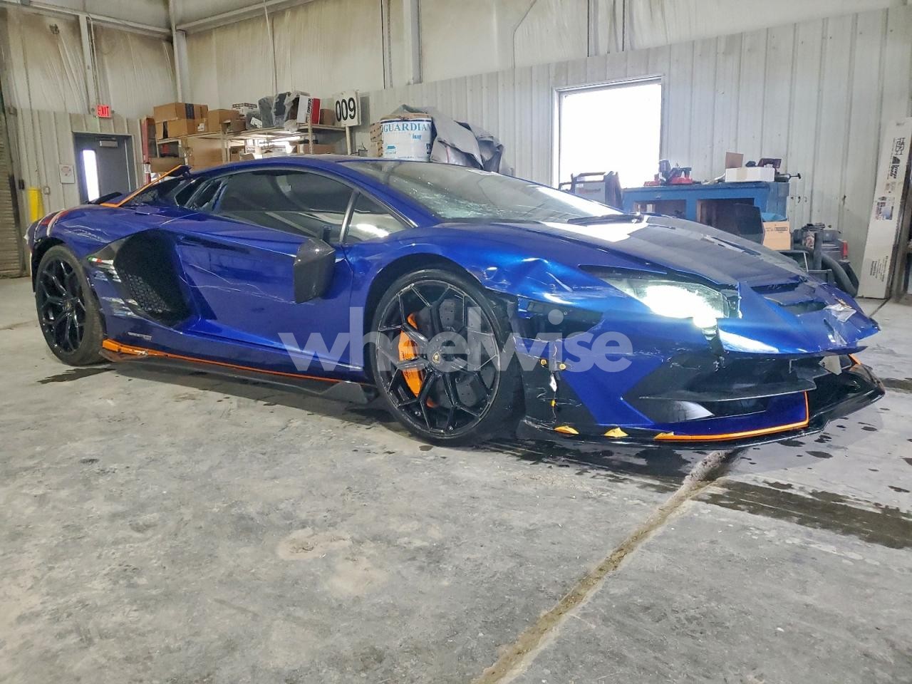 Photo 4 of 2020 LAMBORGHINI AVENTADOR SVJ N/A (VIN ZHWUM6ZD6LLA09054)