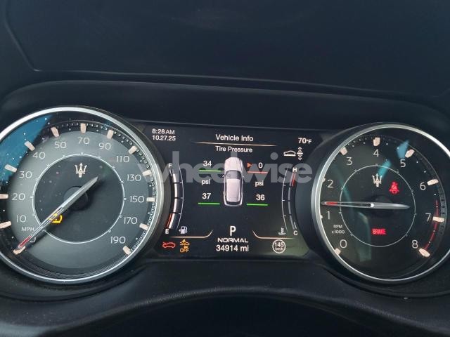 Photo 6 of 2021 MASERATI LEVANTE SPORT (VIN ZN661XUS0MX359646)