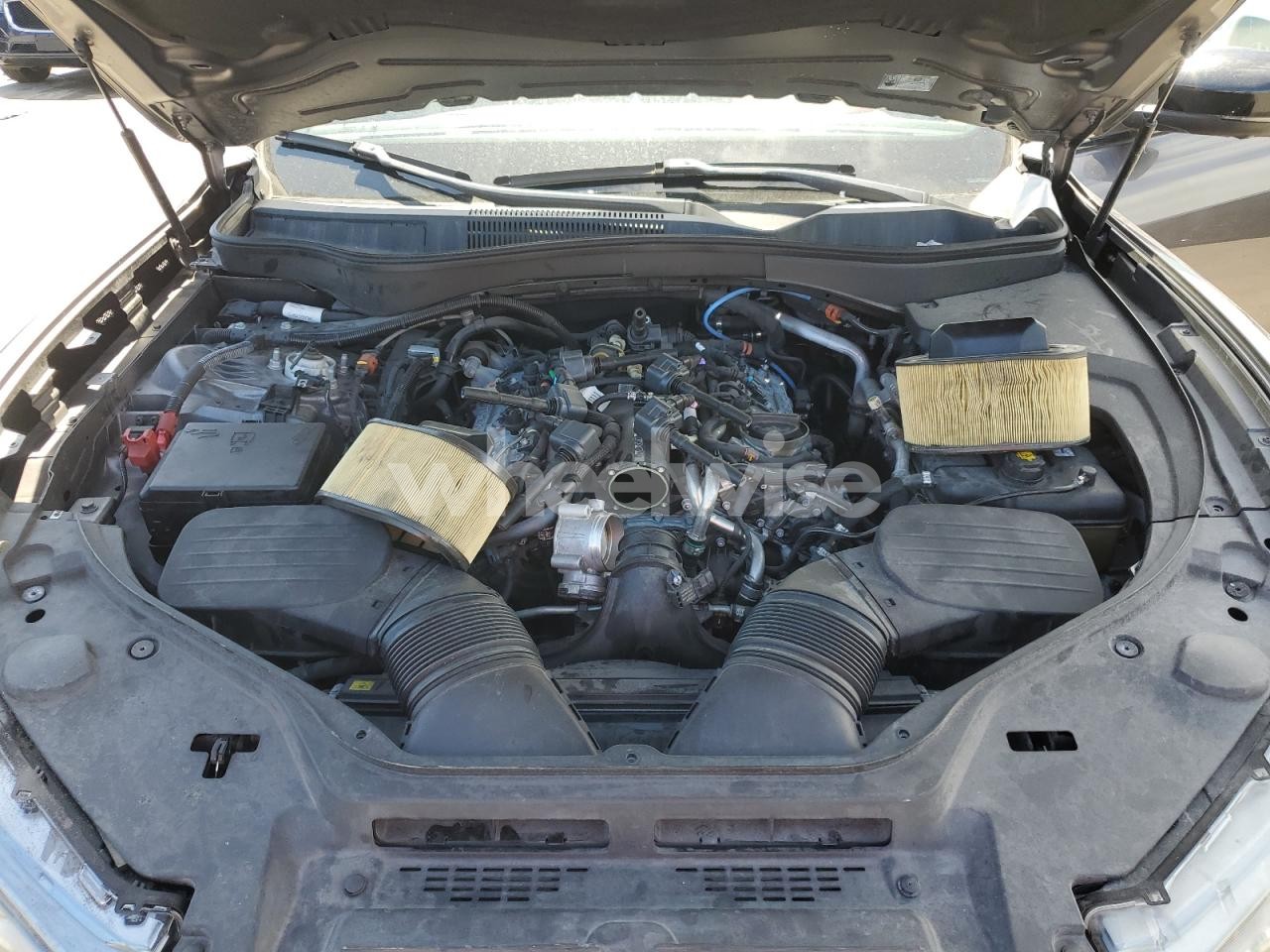 Photo 12 of 2021 MASERATI LEVANTE SPORT (VIN ZN661XUS7MX370739)