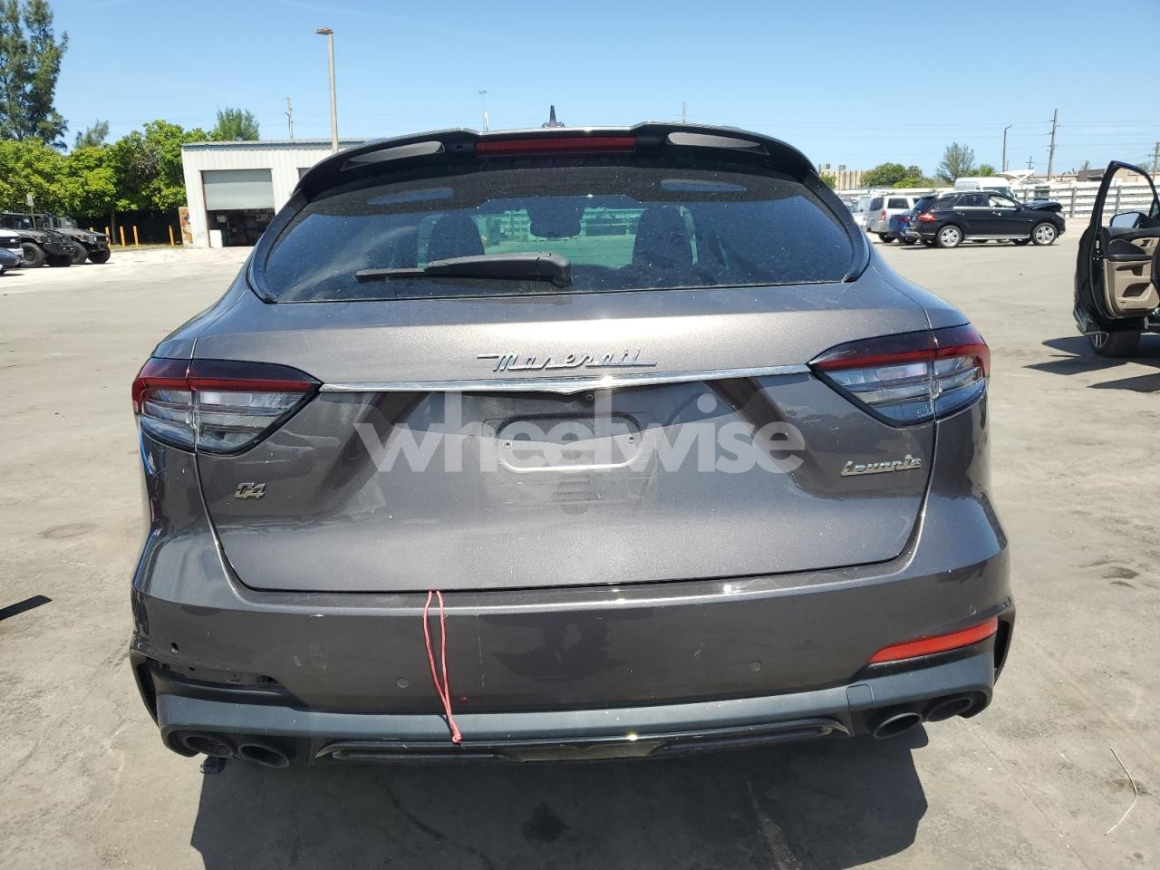 Photo 6 of 2021 MASERATI LEVANTE SPORT (VIN ZN661XUS7MX370739)