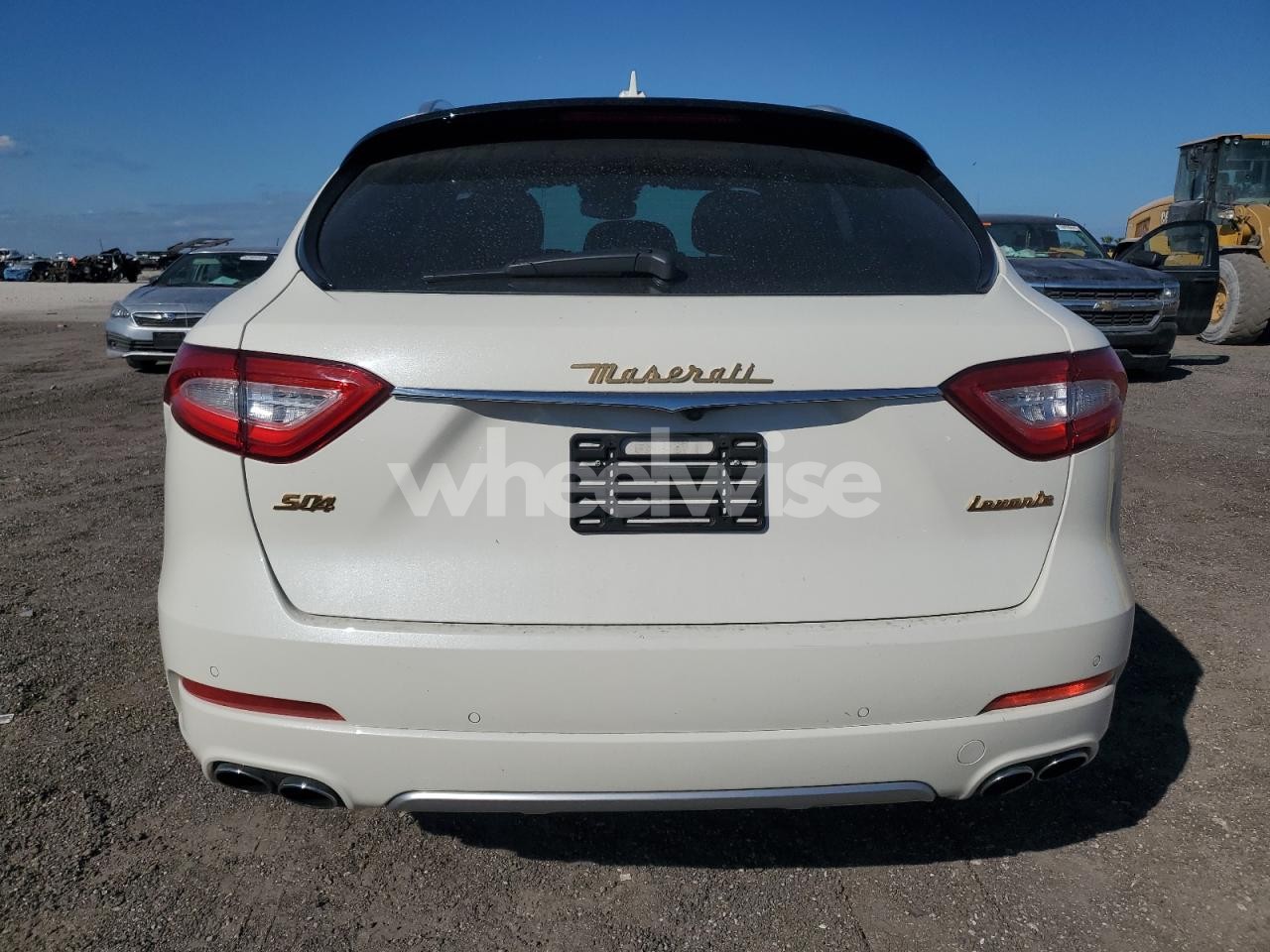 Photo 6 of 2018 MASERATI LEVANTE S LUXURY (VIN ZN661YUL4JX273024)