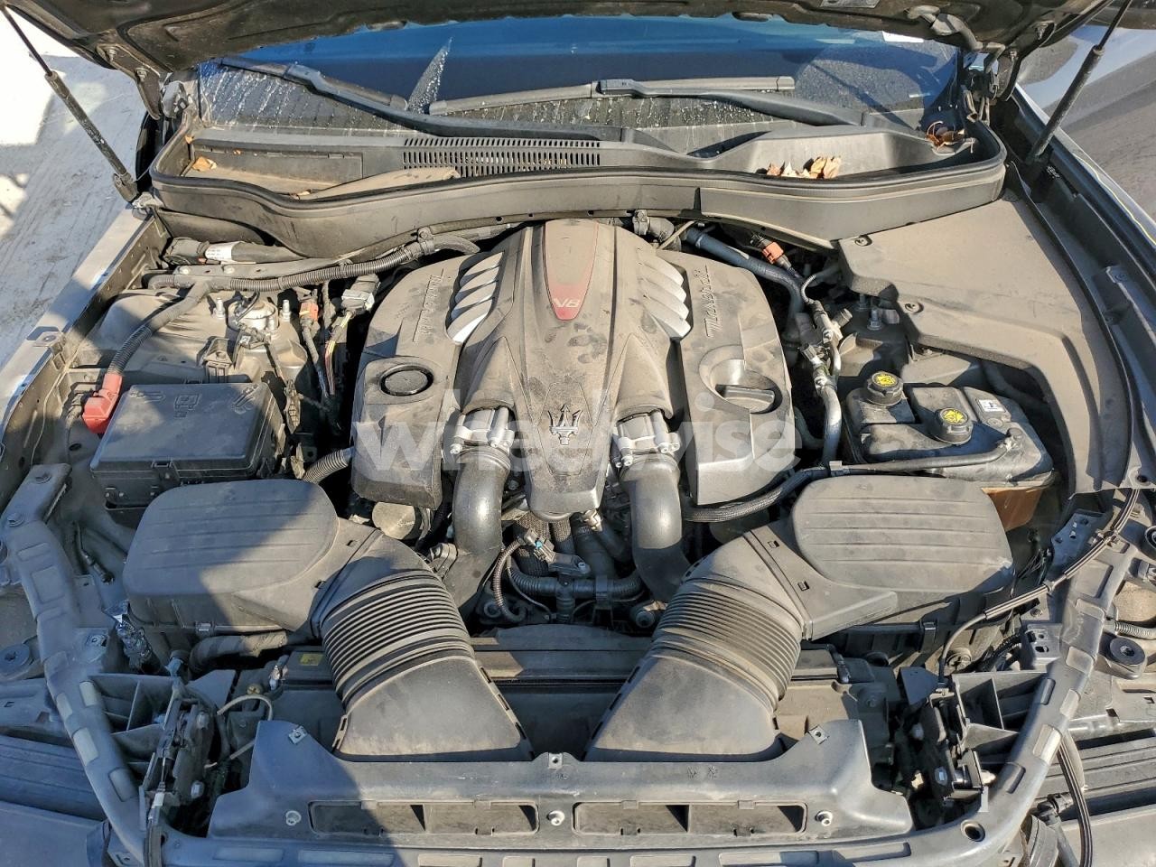 Photo 12 of 2019 MASERATI LEVANTE GTS (VIN ZN661ZUA4KX321868)