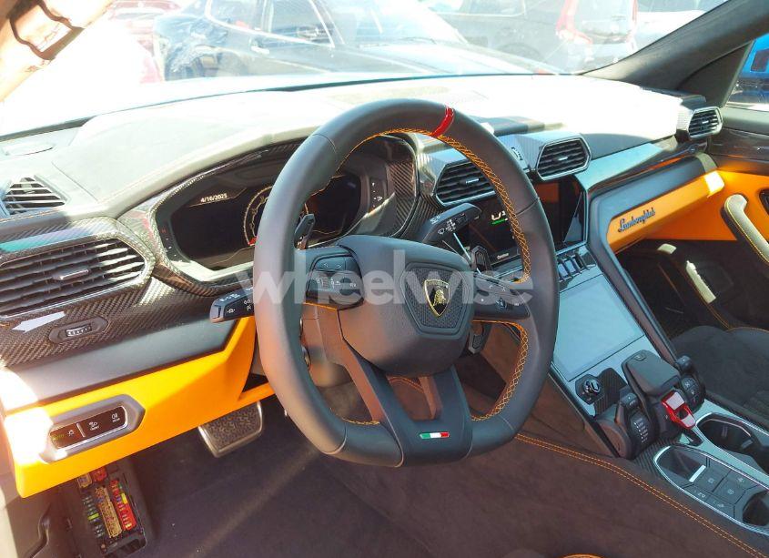 Photo 18 of 2024 Lamborghini Urus S (VIN ZPBUB3ZL8RLA33200)