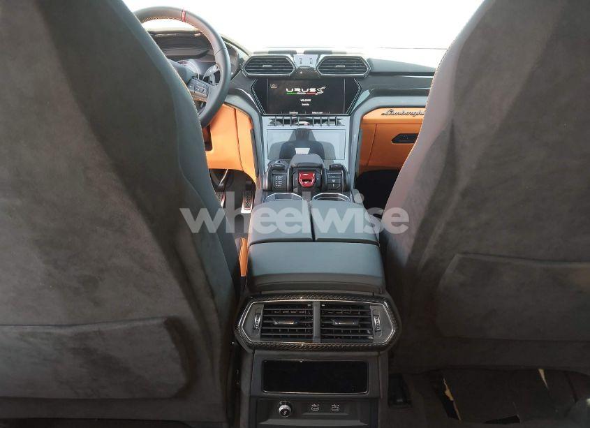 Photo 19 of 2024 Lamborghini Urus S (VIN ZPBUB3ZL8RLA33200)