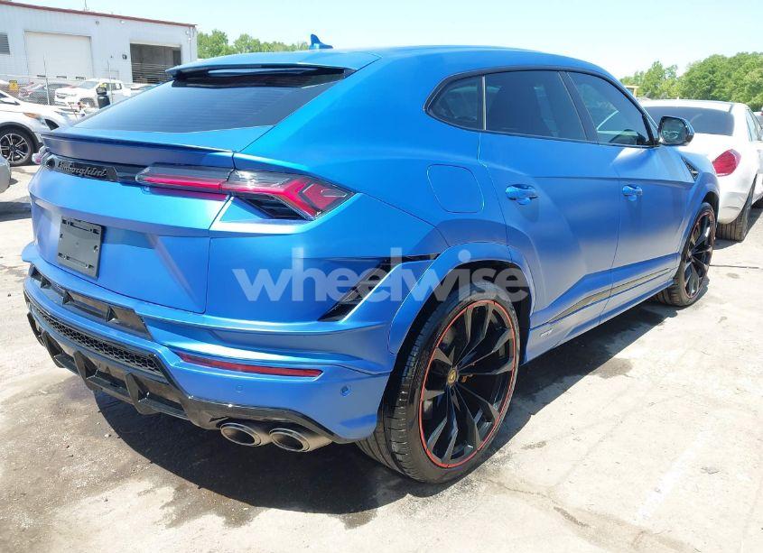Photo 4 of 2024 Lamborghini Urus S (VIN ZPBUB3ZL8RLA33200)