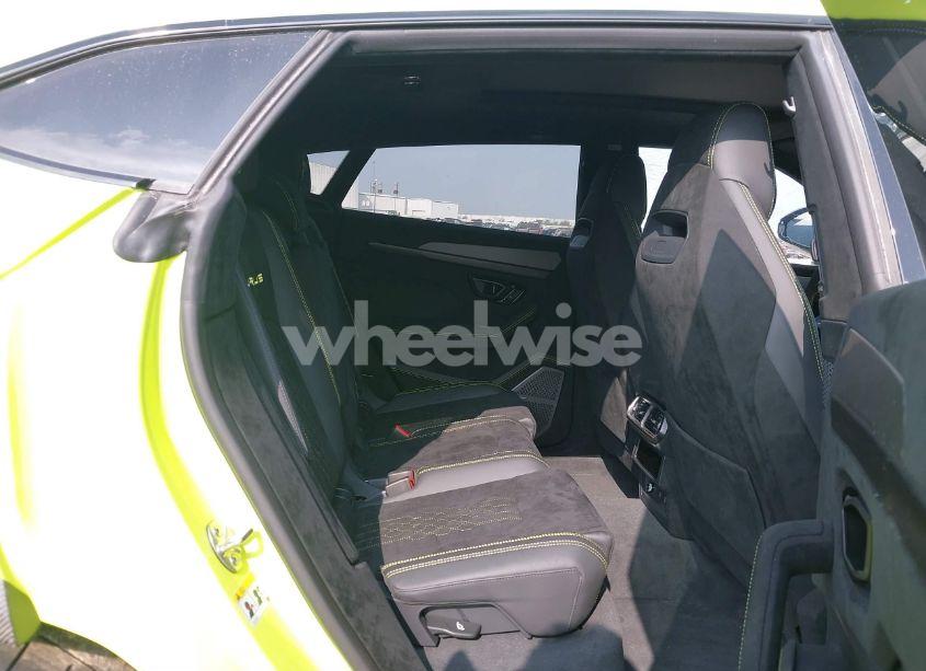 Photo 8 of 2024 Lamborghini Urus PERFORMANTE (VIN ZPBUC3ZL1RLA32922)